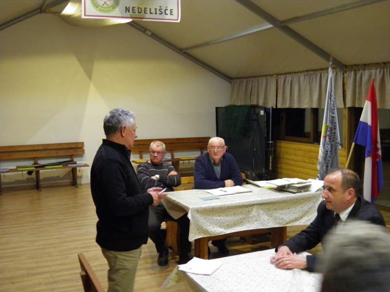 p2210236632018249783