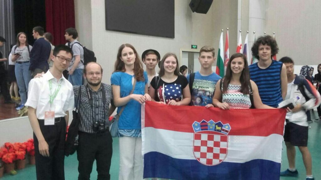 image0020557f575992b747705278ed