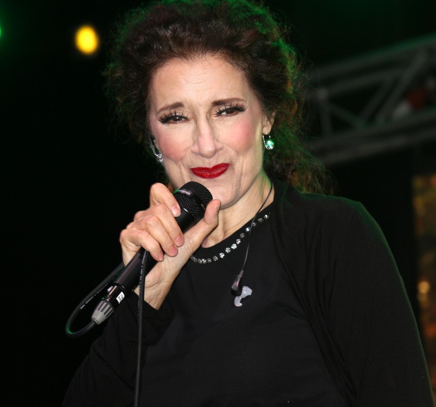 Doris Dragović