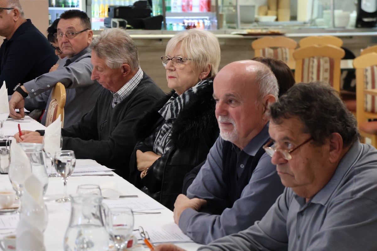 POZDRAVIO IH I ŽUPAN Godišnja skupština Matice umirovljenika Međimurske županije POZDRAVIO IH I ŽUPAN Godišnja skupština Matice umirovljenika Međimurske županije