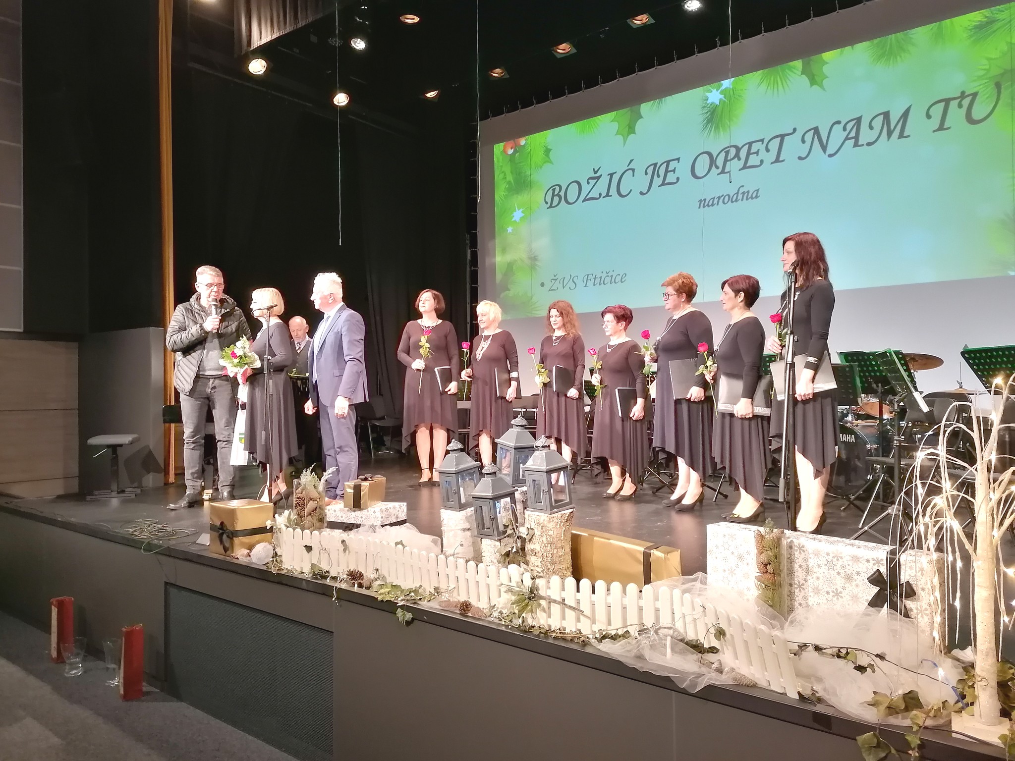 Božićni koncert Gradskog puhačkog orkestra M. Središće i ŽVS Ftičice KUD-a Mura