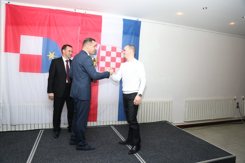 pravazena00090750500