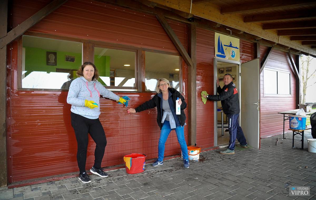 Vrijedne ruke Labudova obilježile Dan planeta Zemlje
