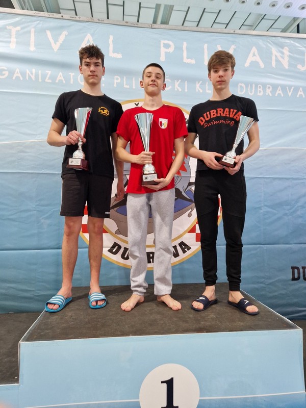 BRAĆA PLIVAČI IZ ŠENKOVCA Matej i Luka Bračko u lovu na medalje