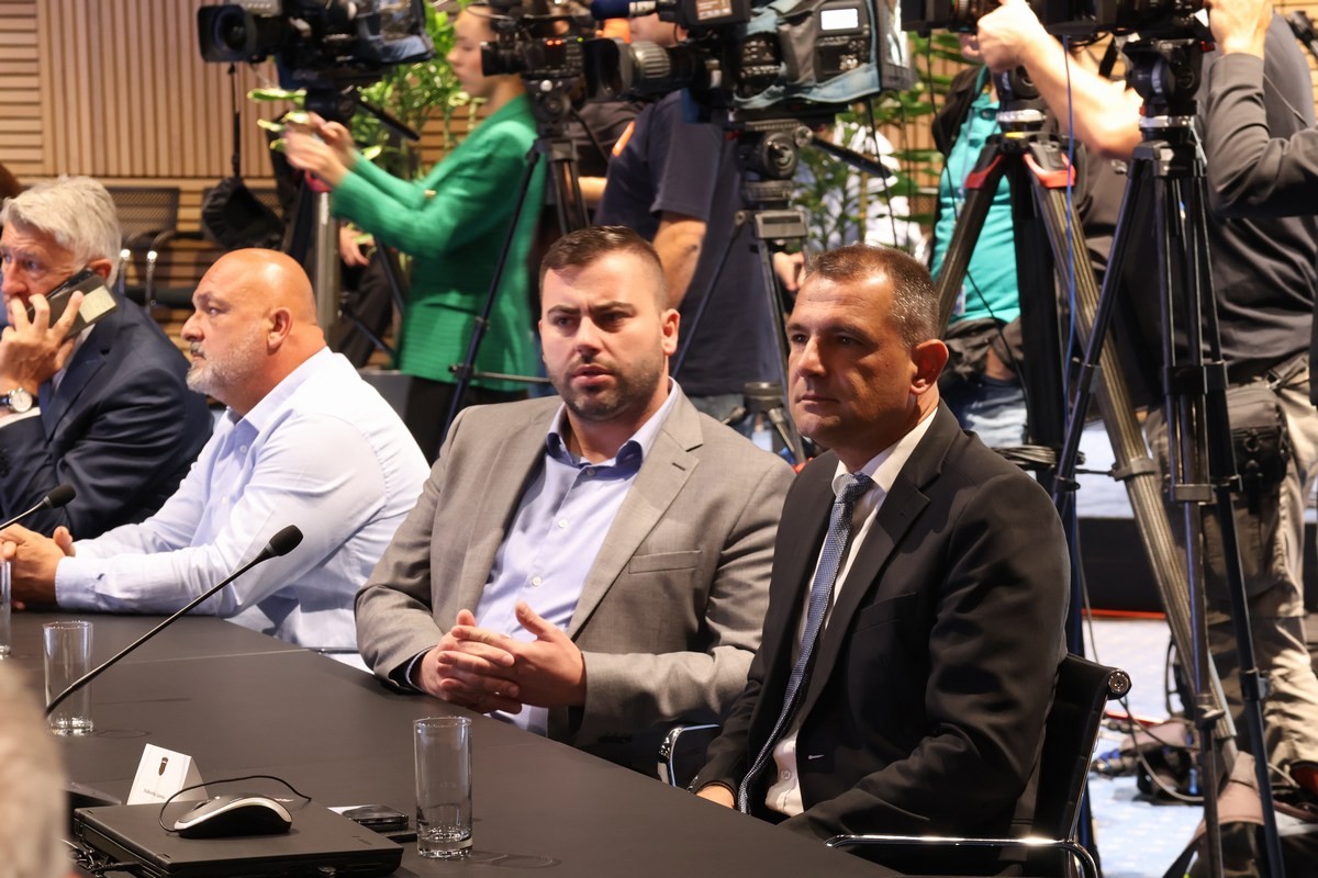 Matija Posavec, Nikola Novak, centar za starije osobe Matija Posavec, Nikola Novak, centar za starije osobe