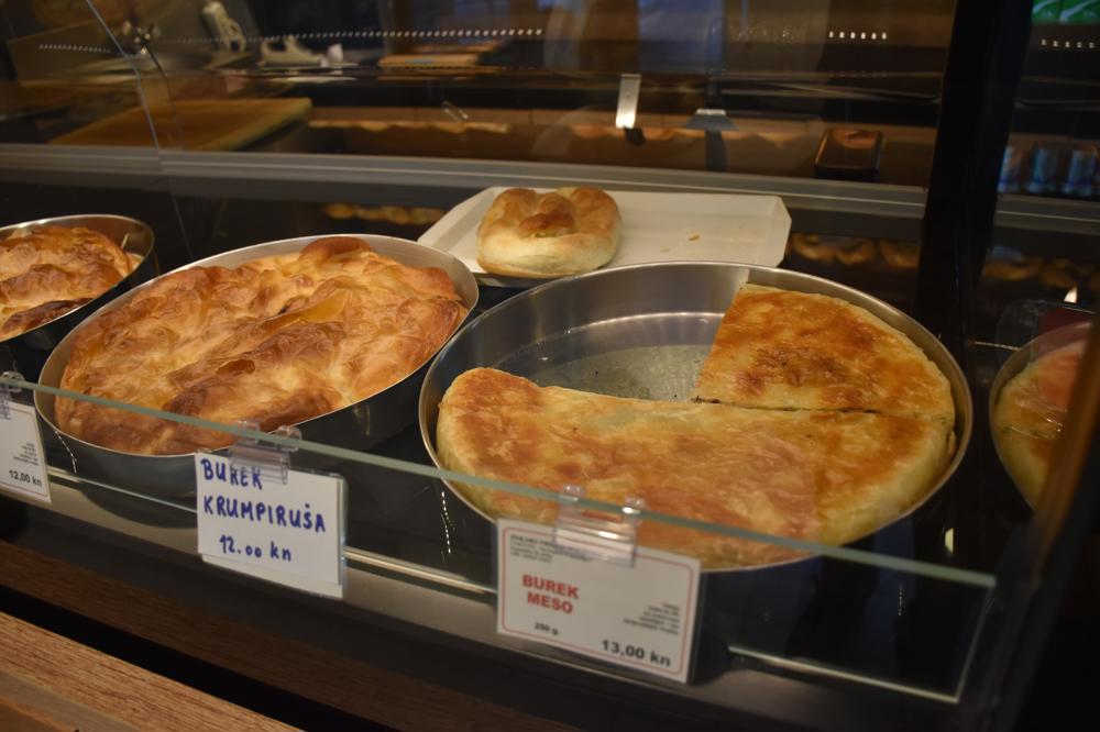 PARAKNA FRIŠKO 77 PEKARNICA