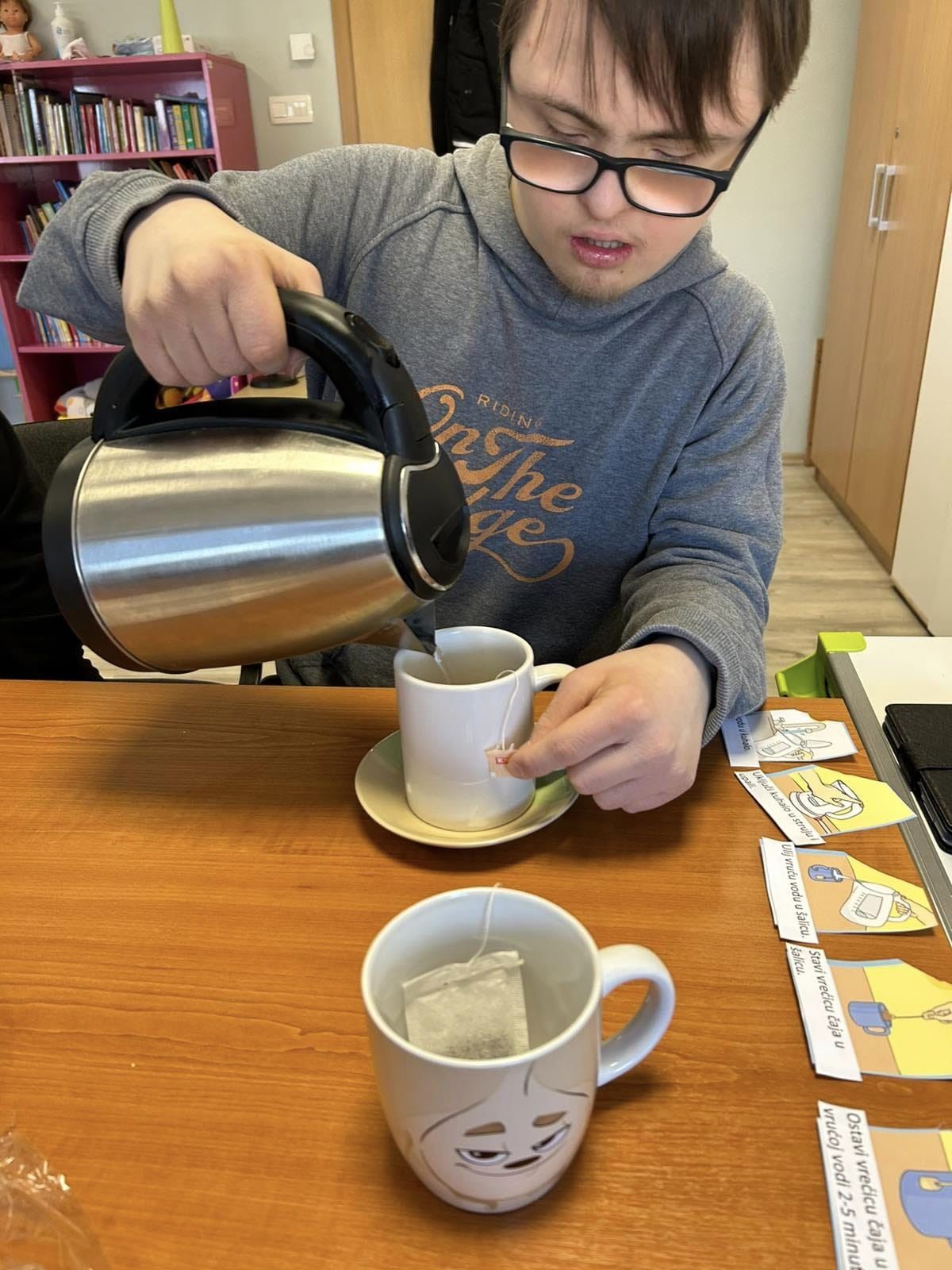 ZIMSKA ČAJANKA Mali ‘Downići’ uživali u čarima čajeva