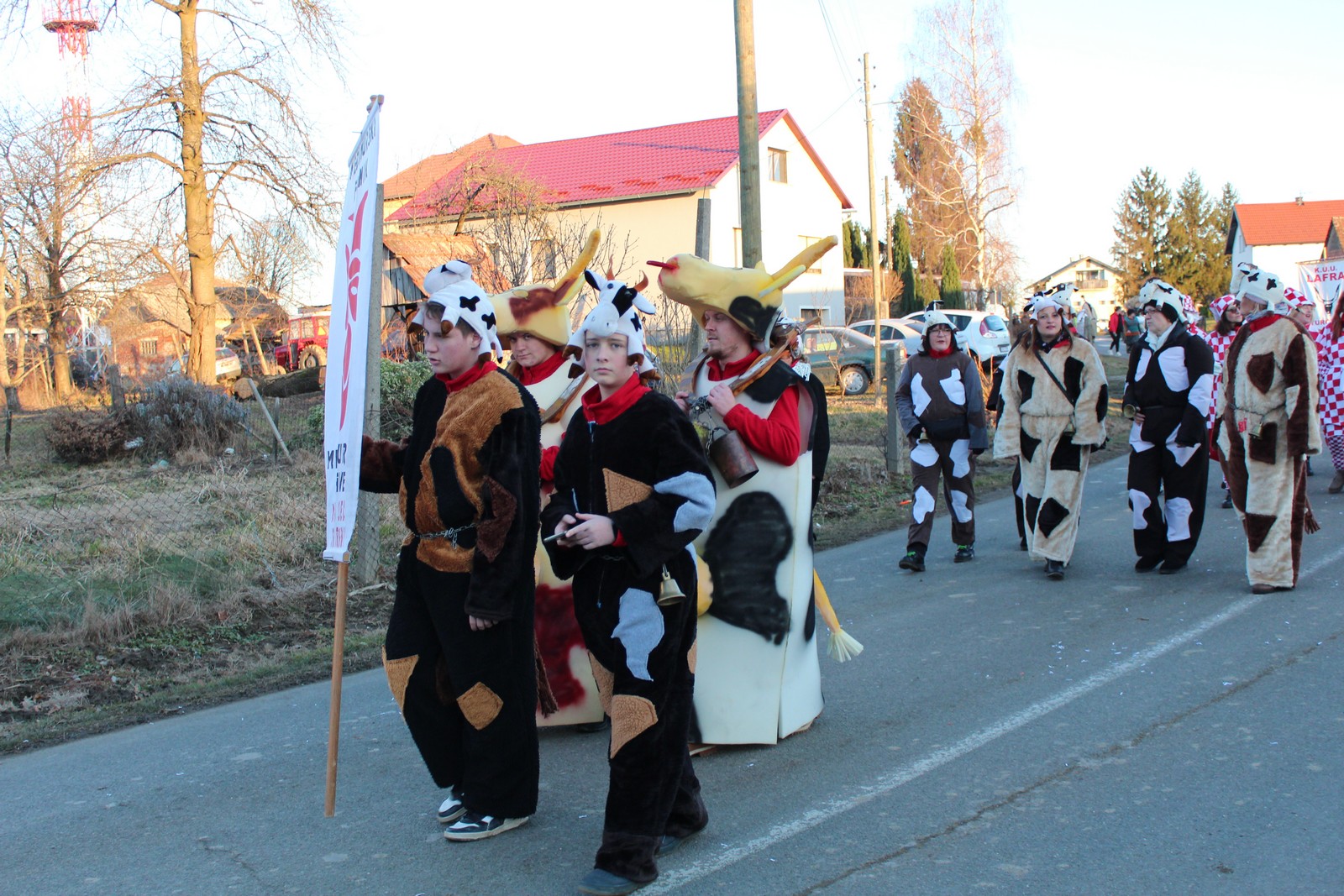 SEZONA MAŠKARA Veselo je bilo na Fašniku u Zasadbreg