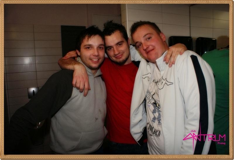 slika0058 Antrum (Subota, 6.4.2013 – Euro party)