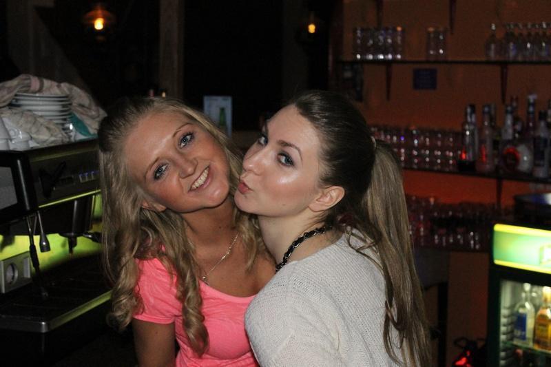 slika0040 Insomnia (Petak, 8.2.2013 – Zibe unplugged)