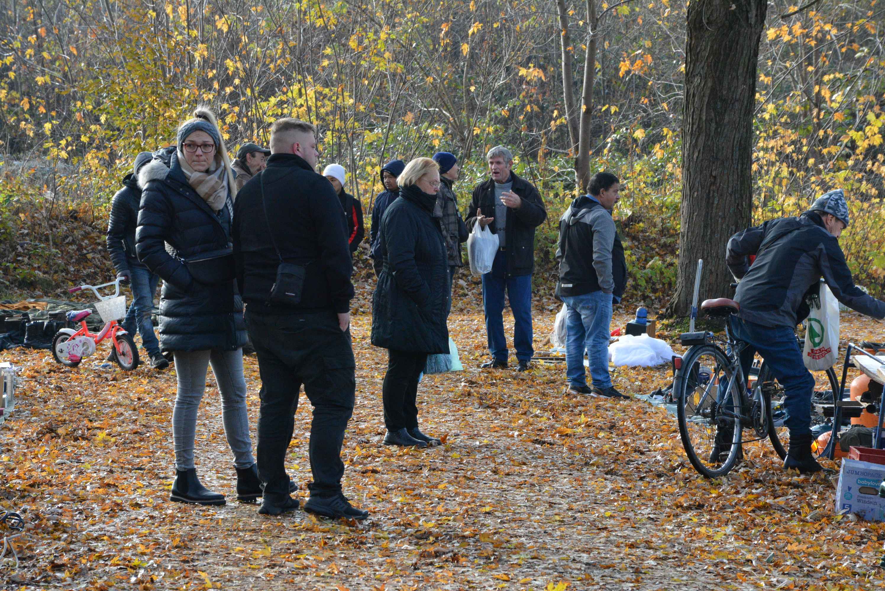 FOTO Čakovečki sajam odolijeva zimskoj hladnoći – posjetitelji hrabro istraživali bogatu ponudu unatoč mrazu na automobilima