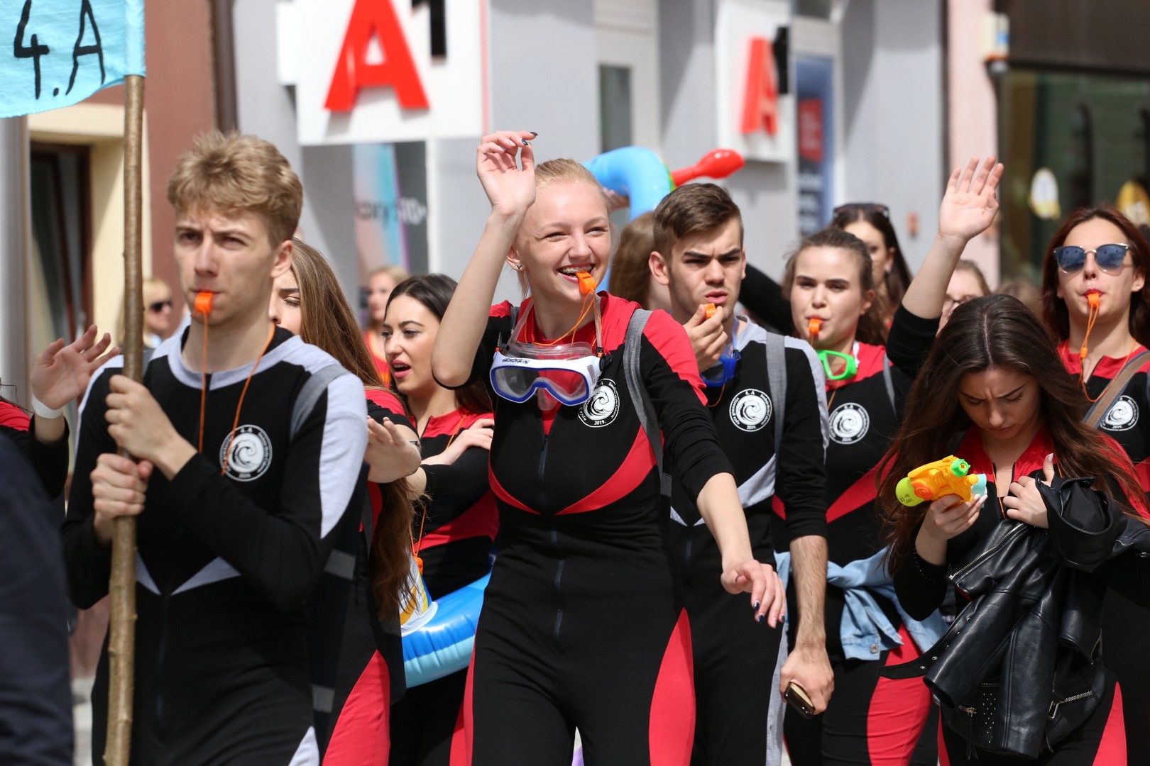 Ulicama Čakovca koračalo više od 1200 međimurskih maturanata