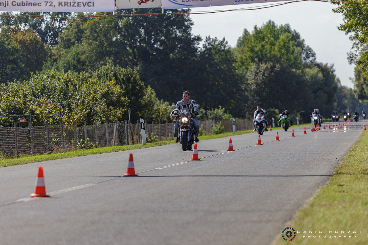 Utrka ubrzanja s motociklima u Goričanu