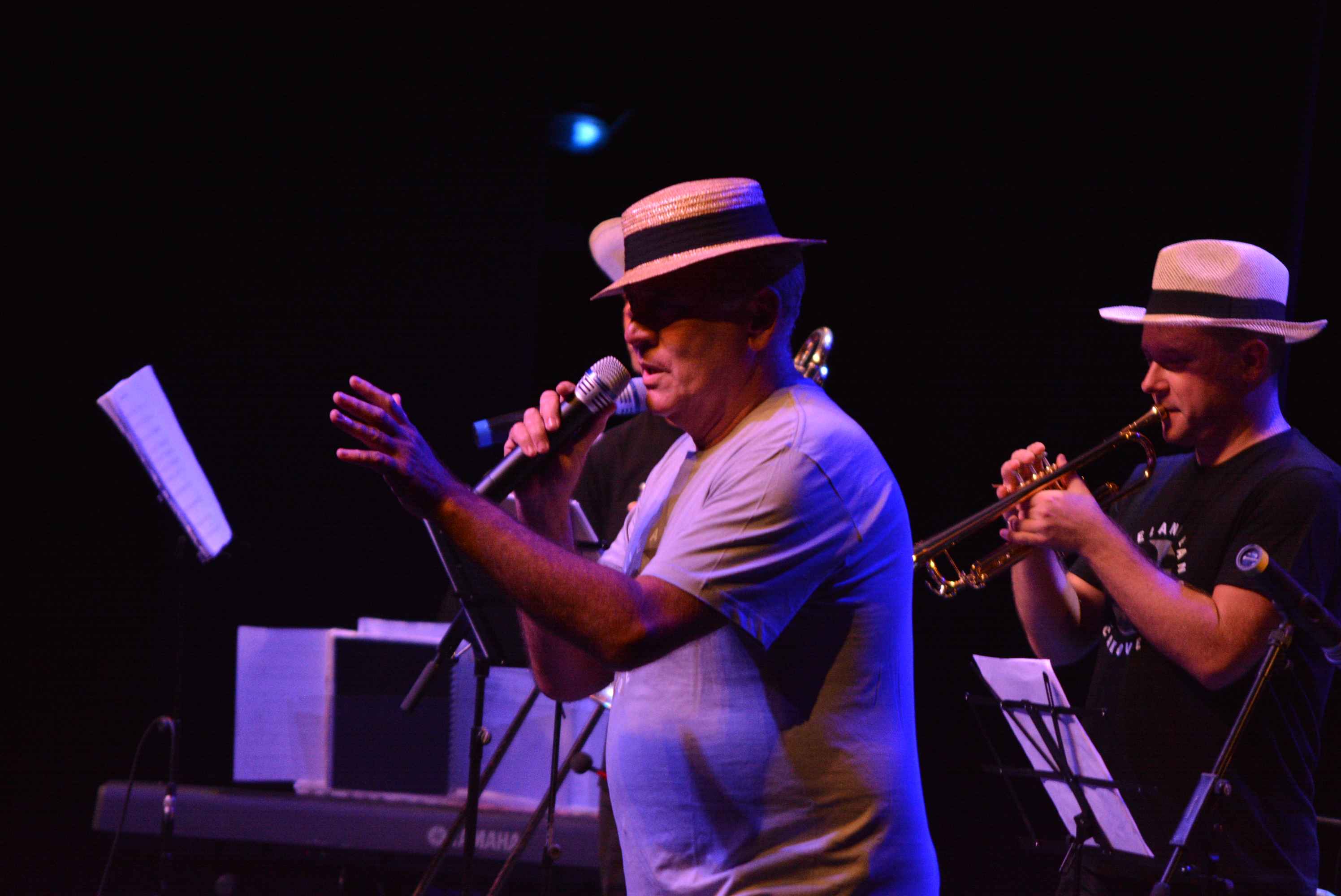 FOTO I VIDEO Dixieland band proslavio velikih 25 godina u glamuroznom stilu, publika ostala očarana