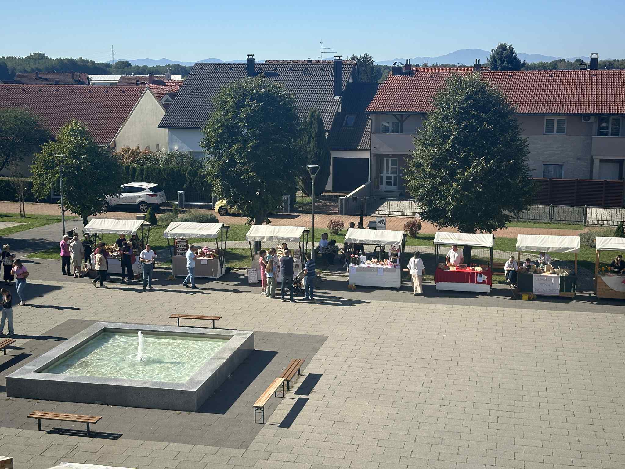 9e30d69a-f05d-4a5d-aa64-7c1e446ad140 9e30d69a-f05d-4a5d-aa64-7c1e446ad140