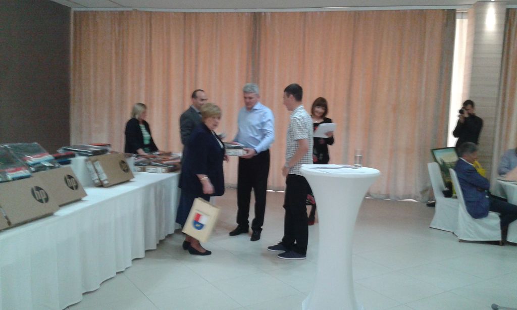 20150424135242467404