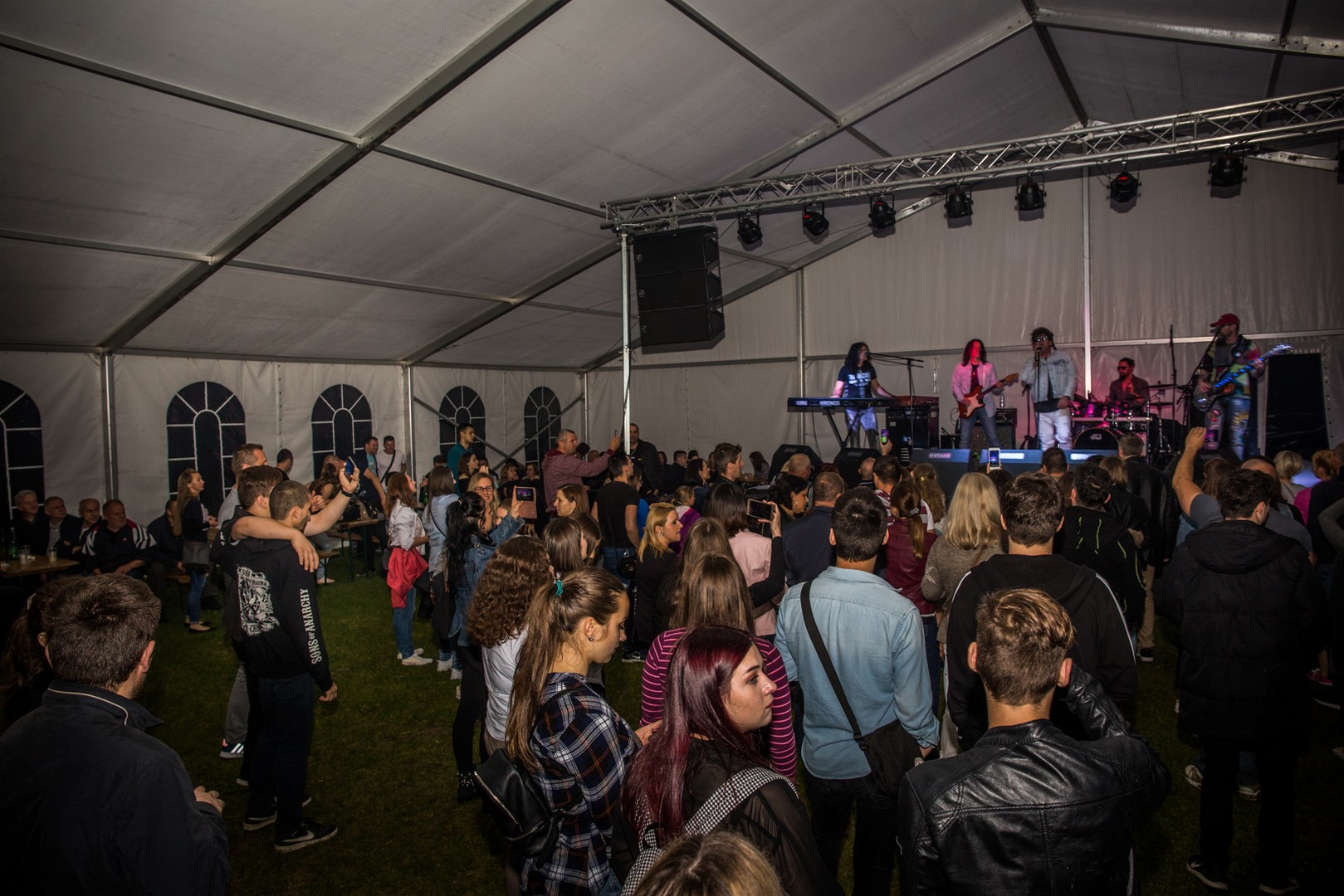 Žera i Crvena jabuka zabavili publiku na Danima Općine Šenkovec