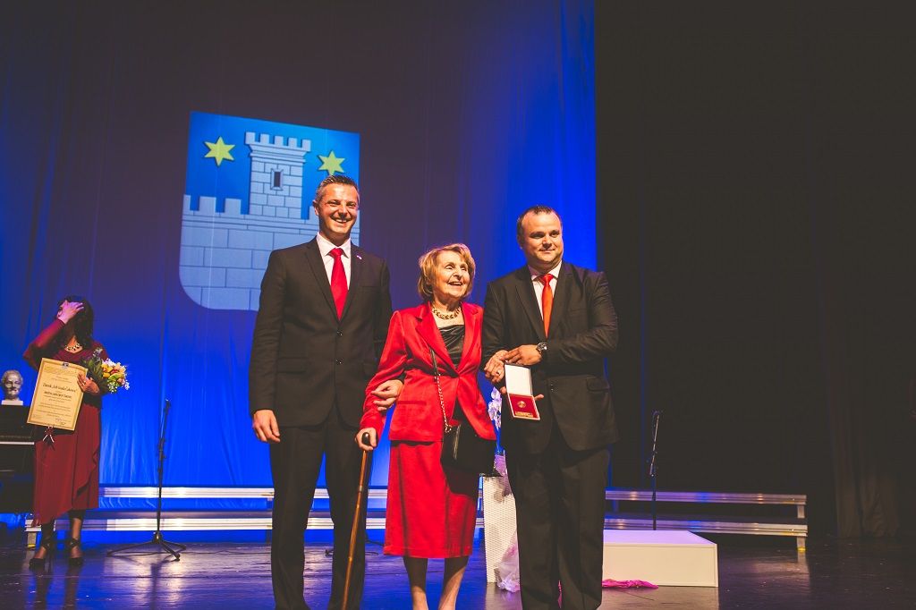 gradcakovec013777341412