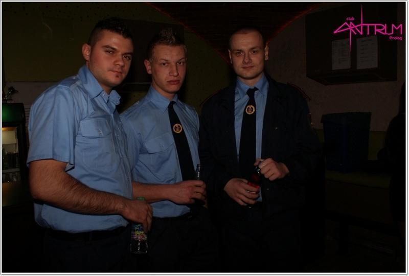 slika0047 Antrum (Subota, 19.1.2013) slika0047 Antrum (Subota, 19.1.2013)