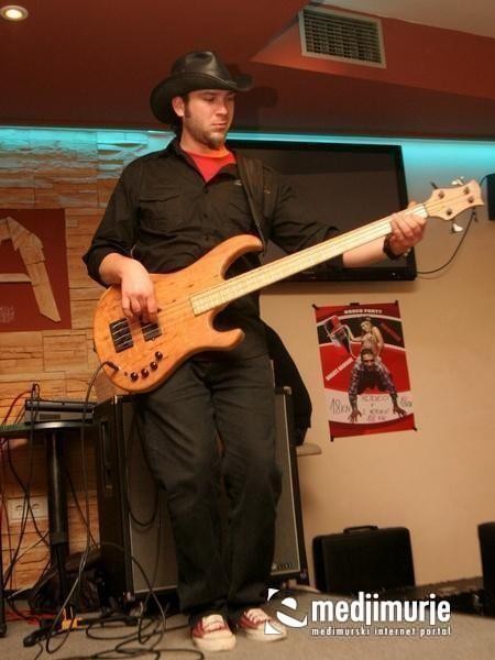 slika0025