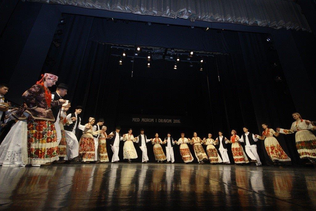 smotrafolklora8100972