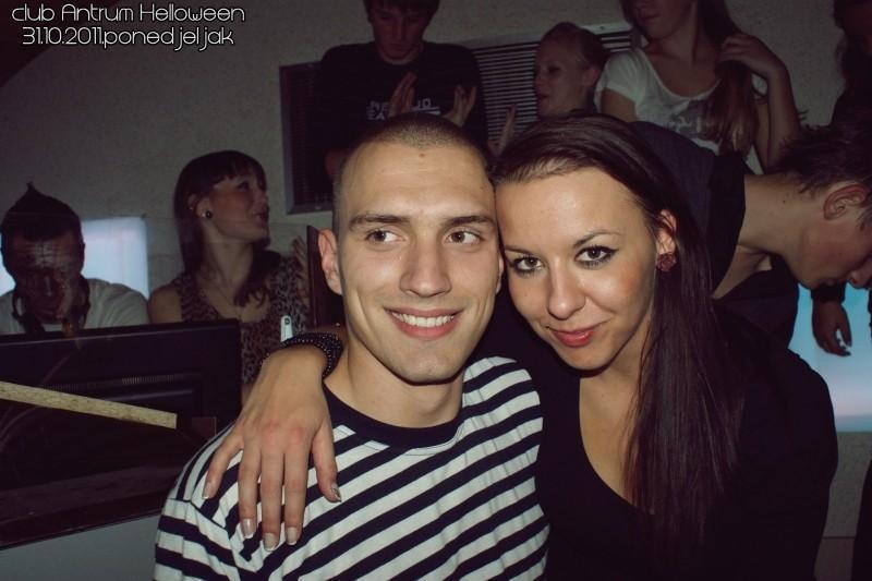 slika0103 Antrum (Pet, sub i pon, 28., 29. i 31.)