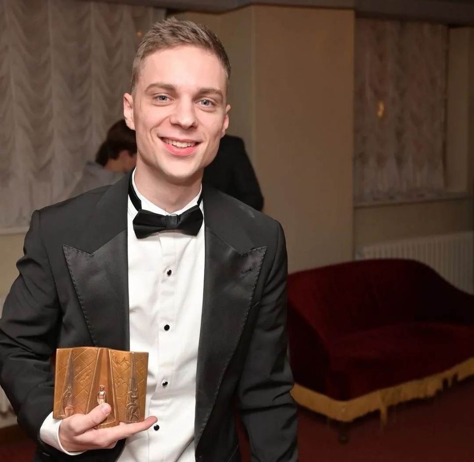 Andro Damiš osvojio Nagradu hrvatskog glumišta za najboljeg glumca u predstavama za djecu i mlade Andro Damiš osvojio Nagradu hrvatskog glumišta za najboljeg glumca u predstavama za djecu i mlade