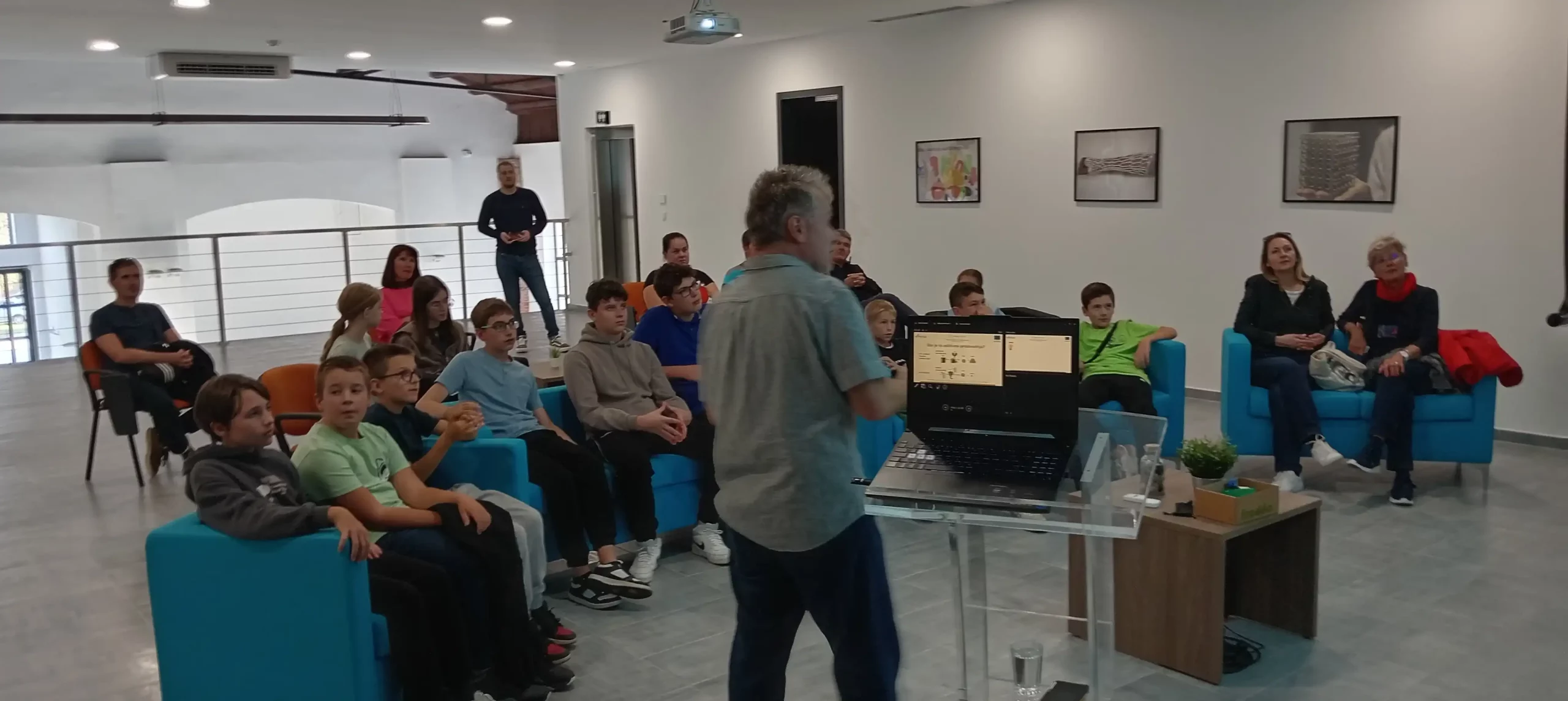 AEROKLUB MEĐIMURJE Mladi modelari na STEM radionici Od Nacrta do Leta (5)