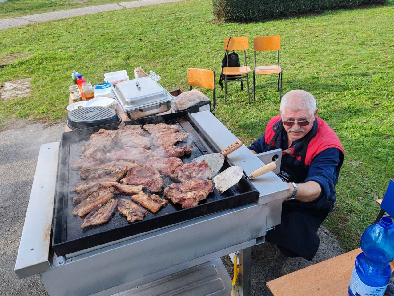 AEROKLUB MEĐIMURJE Spektakl u Pribislavcu raketni modeli i roštilj MasterŠTEF ekipe (12) AEROKLUB MEĐIMURJE Spektakl u Pribislavcu raketni modeli i roštilj MasterŠTEF ekipe (12)