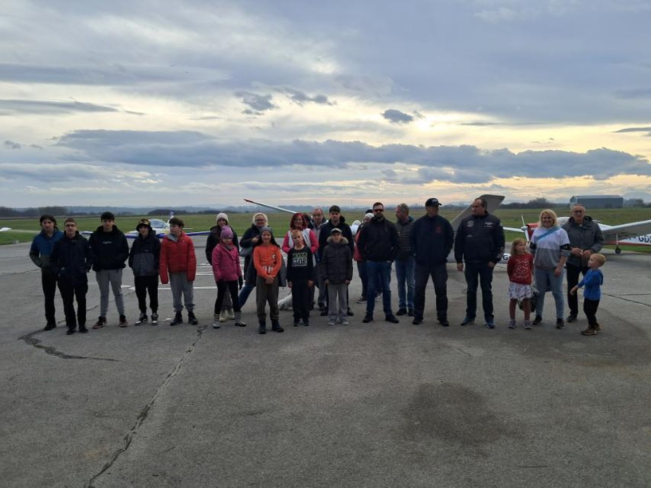 AEROKLUB MEĐIMURJE Spektakl u Pribislavcu raketni modeli i roštilj MasterŠTEF ekipe (2) AEROKLUB MEĐIMURJE Spektakl u Pribislavcu raketni modeli i roštilj MasterŠTEF ekipe (2)