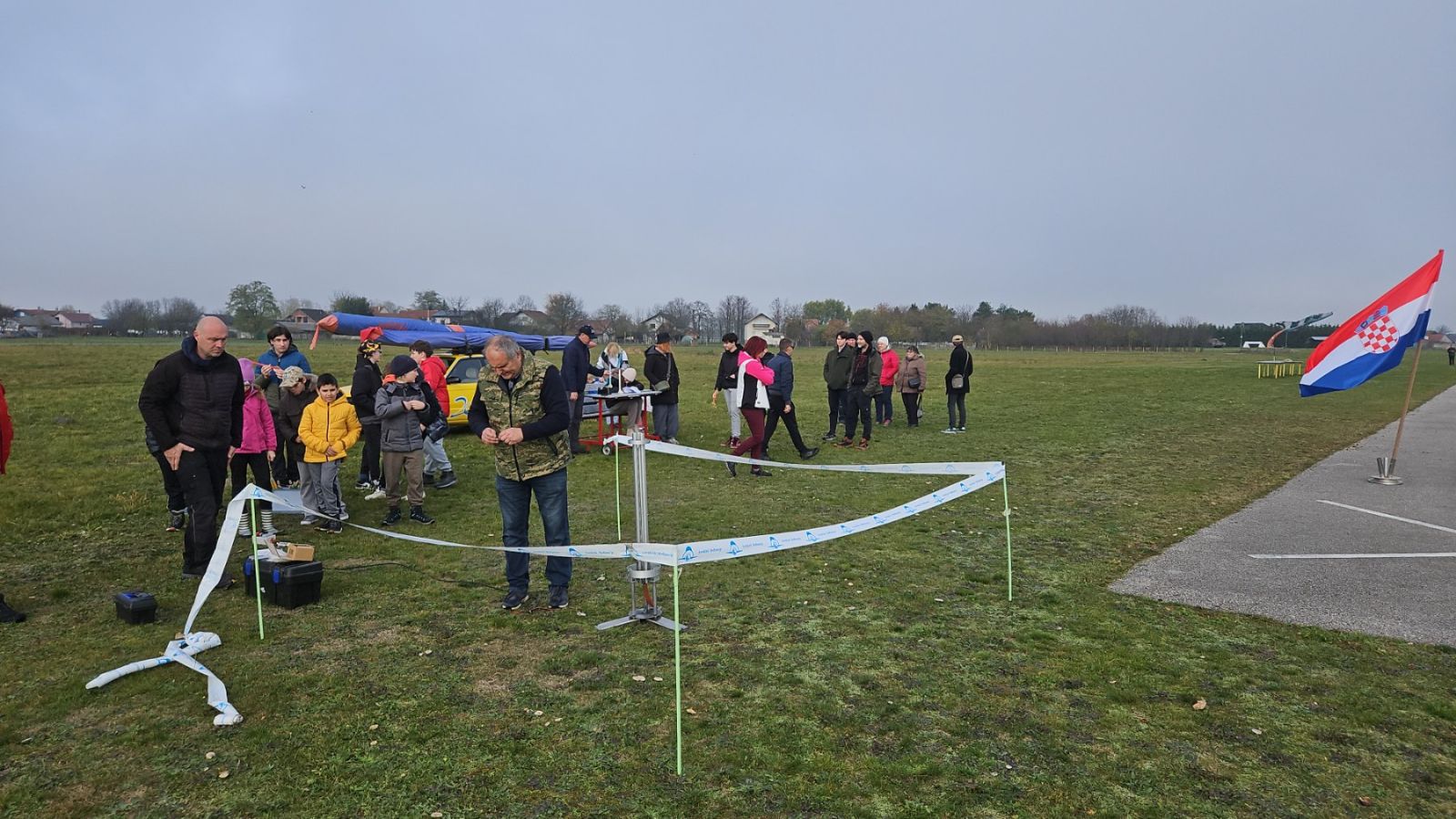 AEROKLUB MEĐIMURJE Spektakl u Pribislavcu raketni modeli i roštilj MasterŠTEF ekipe (8) AEROKLUB MEĐIMURJE Spektakl u Pribislavcu raketni modeli i roštilj MasterŠTEF ekipe (8)