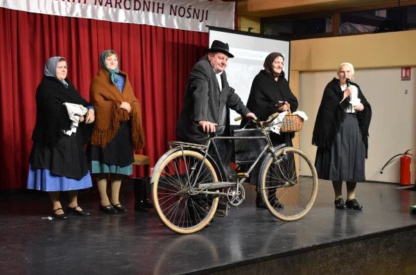 AHS STARI BICIKL (2)