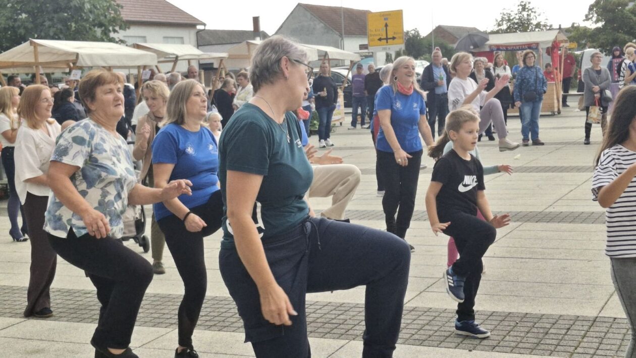 AKTIVNA SUBOTICA Posjetitelji Sobočkog eko sajma plesali i vježbali uz Ljiljanu Šipuš (4)