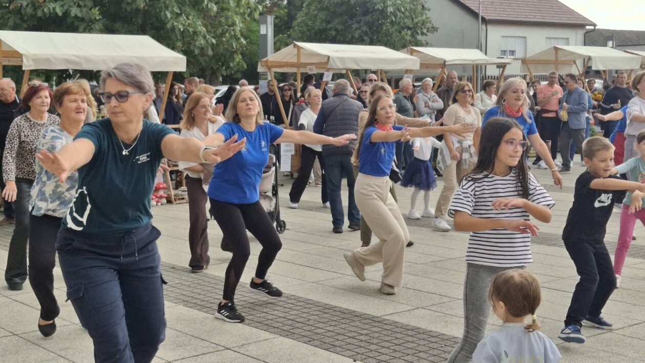 AKTIVNA SUBOTICA Posjetitelji Sobočkog eko sajma plesali i vježbali uz Ljiljanu Šipuš (9)