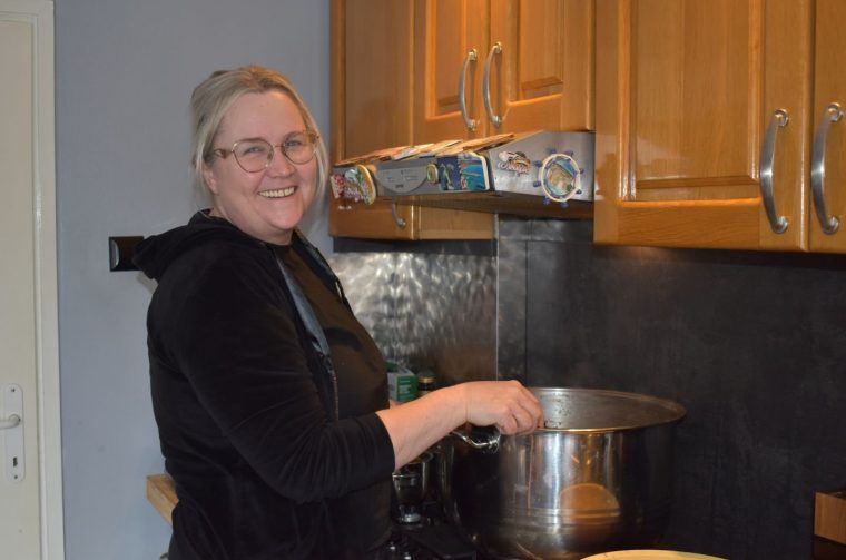 ANITA KOS IZ DOMAŠINCA Hladnetina – lijek za škripava koljena (4)