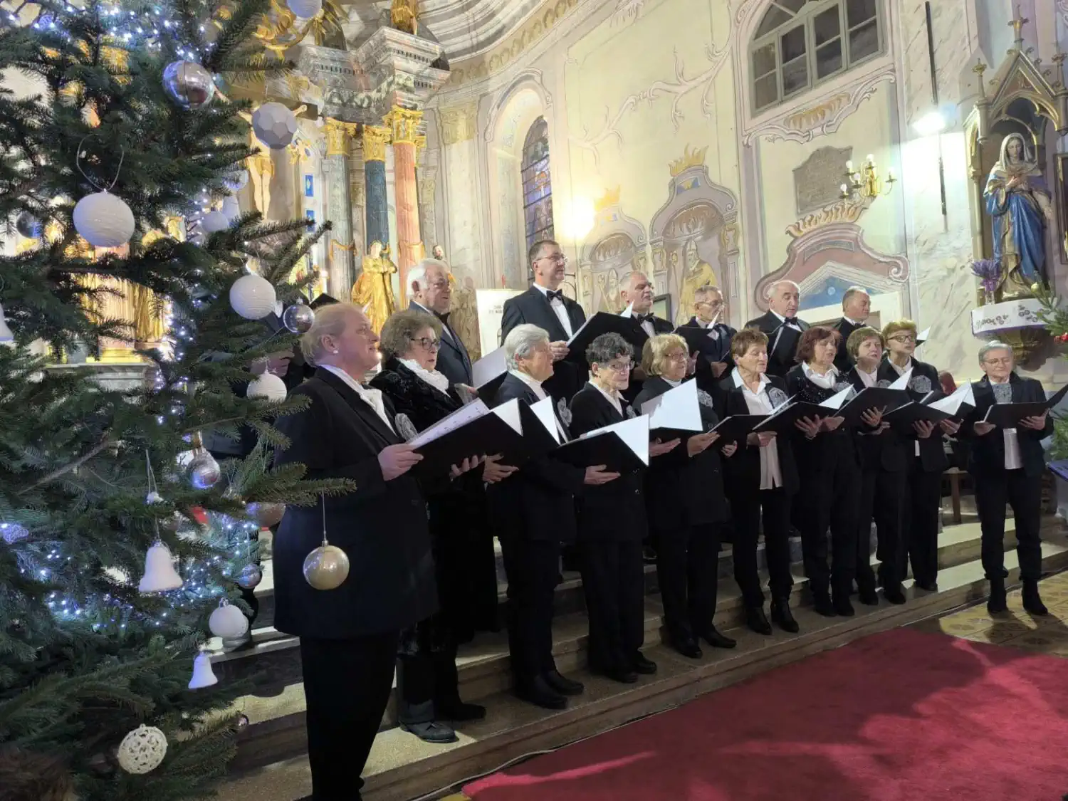 Advent u Kotoribi (8) Advent u Kotoribi (8)