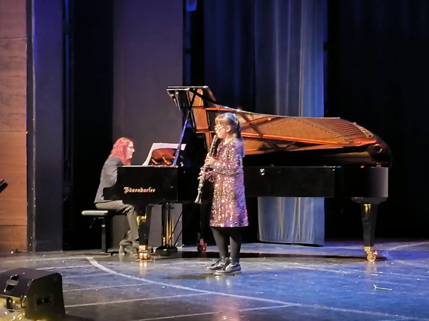 Adventski koncert Umjetničke škole Miroslav Magdalenić Blagdanska čarolija u Čakovcu (15) Adventski koncert Umjetničke škole Miroslav Magdalenić Blagdanska čarolija u Čakovcu (15)