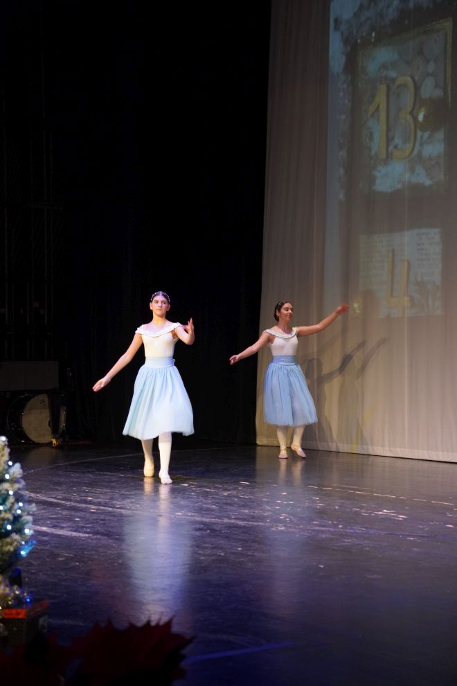 Adventski koncert Umjetničke škole Miroslava Magdalenića Čakovec (25) Adventski koncert Umjetničke škole Miroslava Magdalenića Čakovec (25)