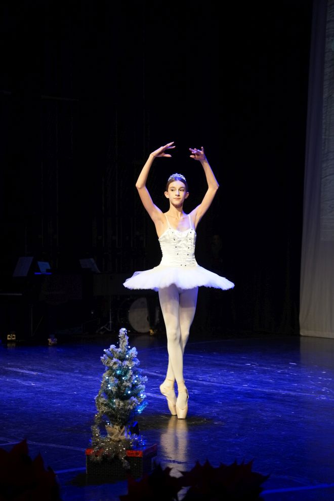 Adventski koncert Umjetničke škole Miroslava Magdalenića Čakovec (32) Adventski koncert Umjetničke škole Miroslava Magdalenića Čakovec (32)