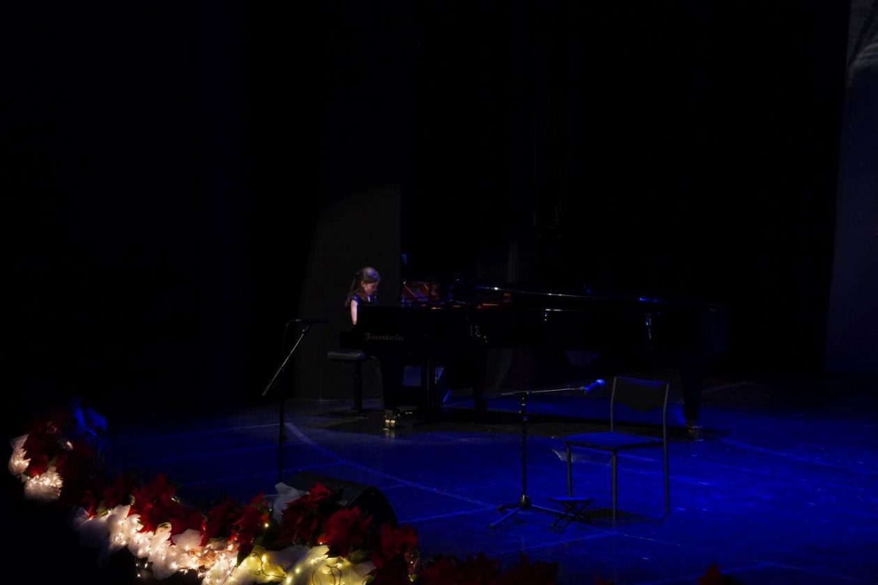Adventski koncert Umjetničke škole Miroslava Magdalenića Čakovec (52)