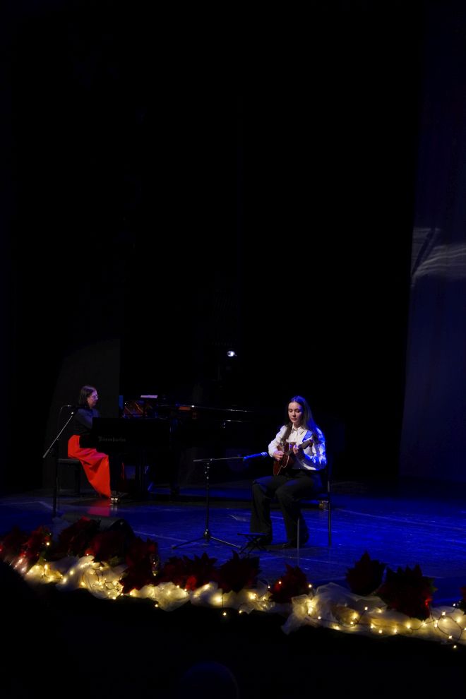 Adventski koncert Umjetničke škole Miroslava Magdalenića Čakovec (55) Adventski koncert Umjetničke škole Miroslava Magdalenića Čakovec (55)