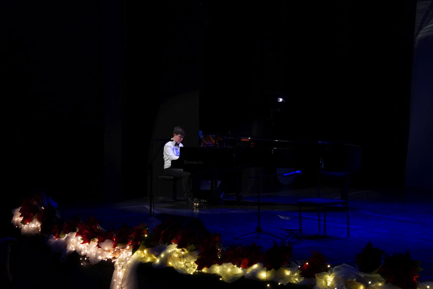 Adventski koncert Umjetničke škole Miroslava Magdalenića Čakovec (57) Adventski koncert Umjetničke škole Miroslava Magdalenića Čakovec (57)