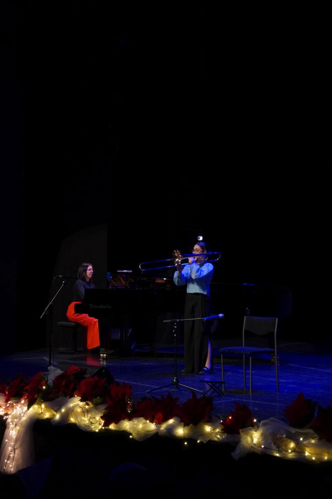 Adventski koncert Umjetničke škole Miroslava Magdalenića Čakovec (64) Adventski koncert Umjetničke škole Miroslava Magdalenića Čakovec (64)