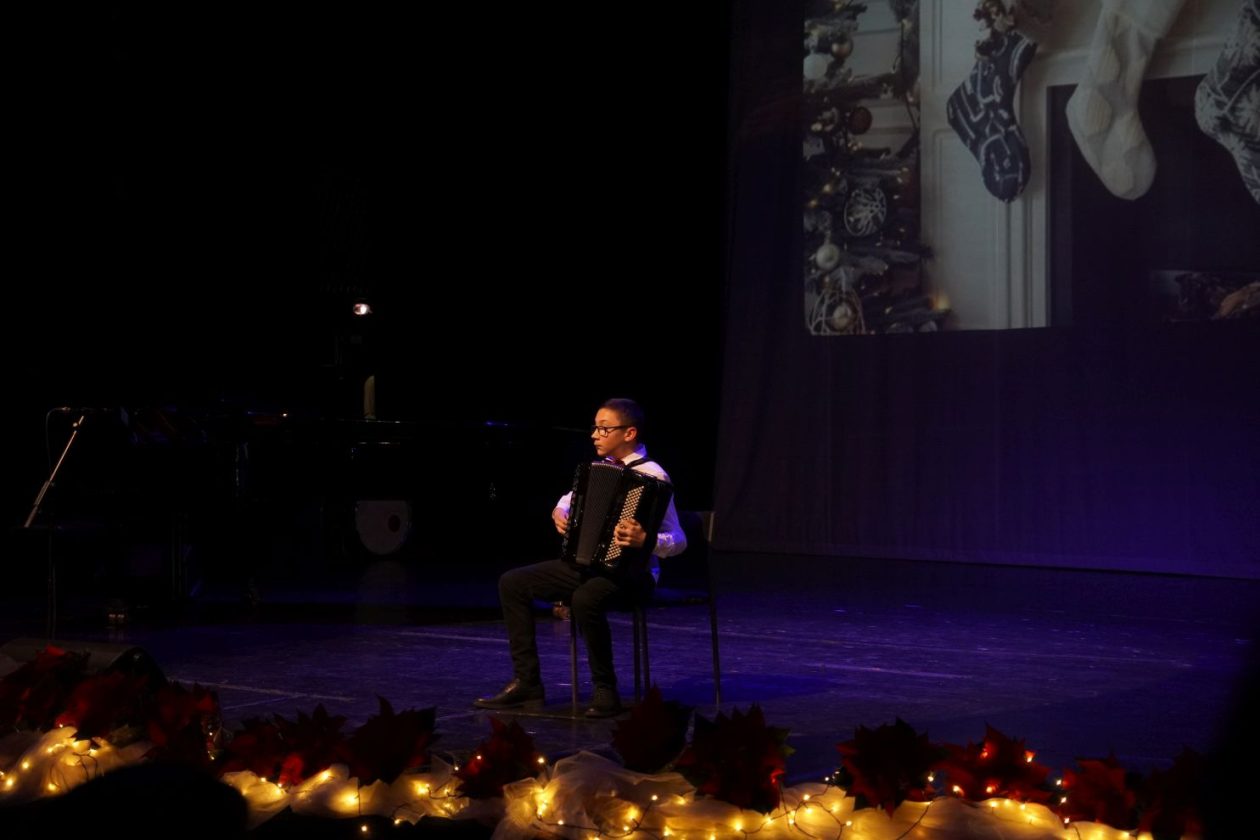 Adventski koncert Umjetničke škole Miroslava Magdalenića Čakovec (74)