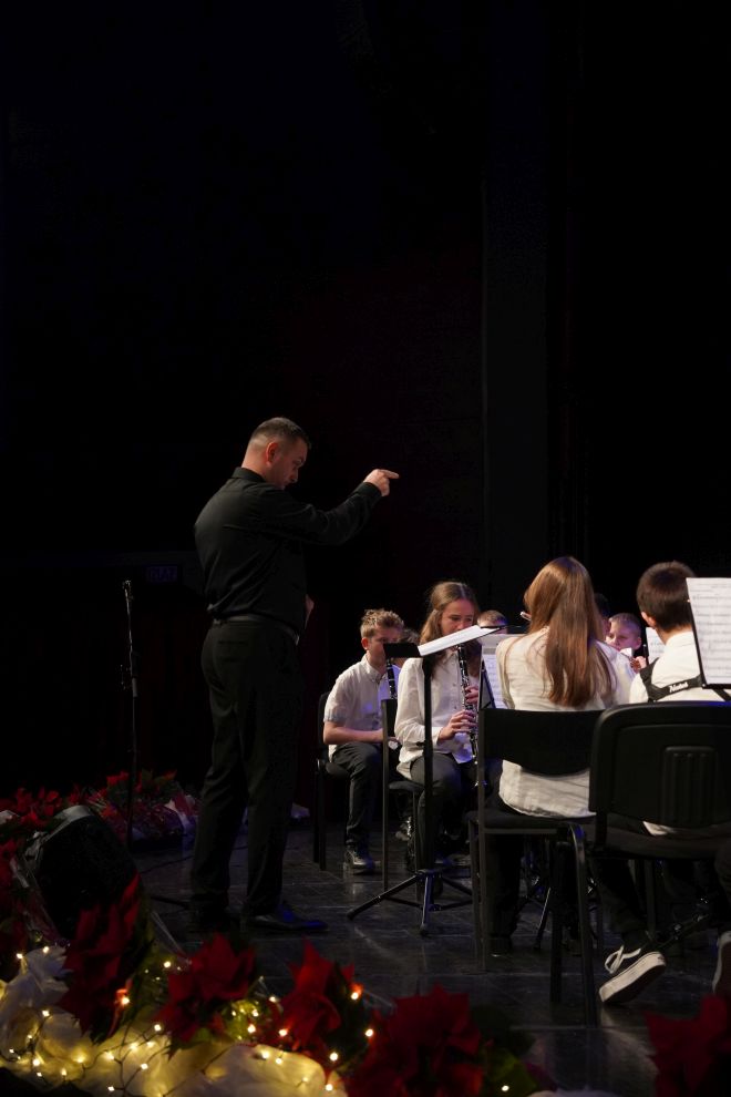 Adventski koncert Umjetničke škole Miroslava Magdalenića Čakovec (86) Adventski koncert Umjetničke škole Miroslava Magdalenića Čakovec (86)