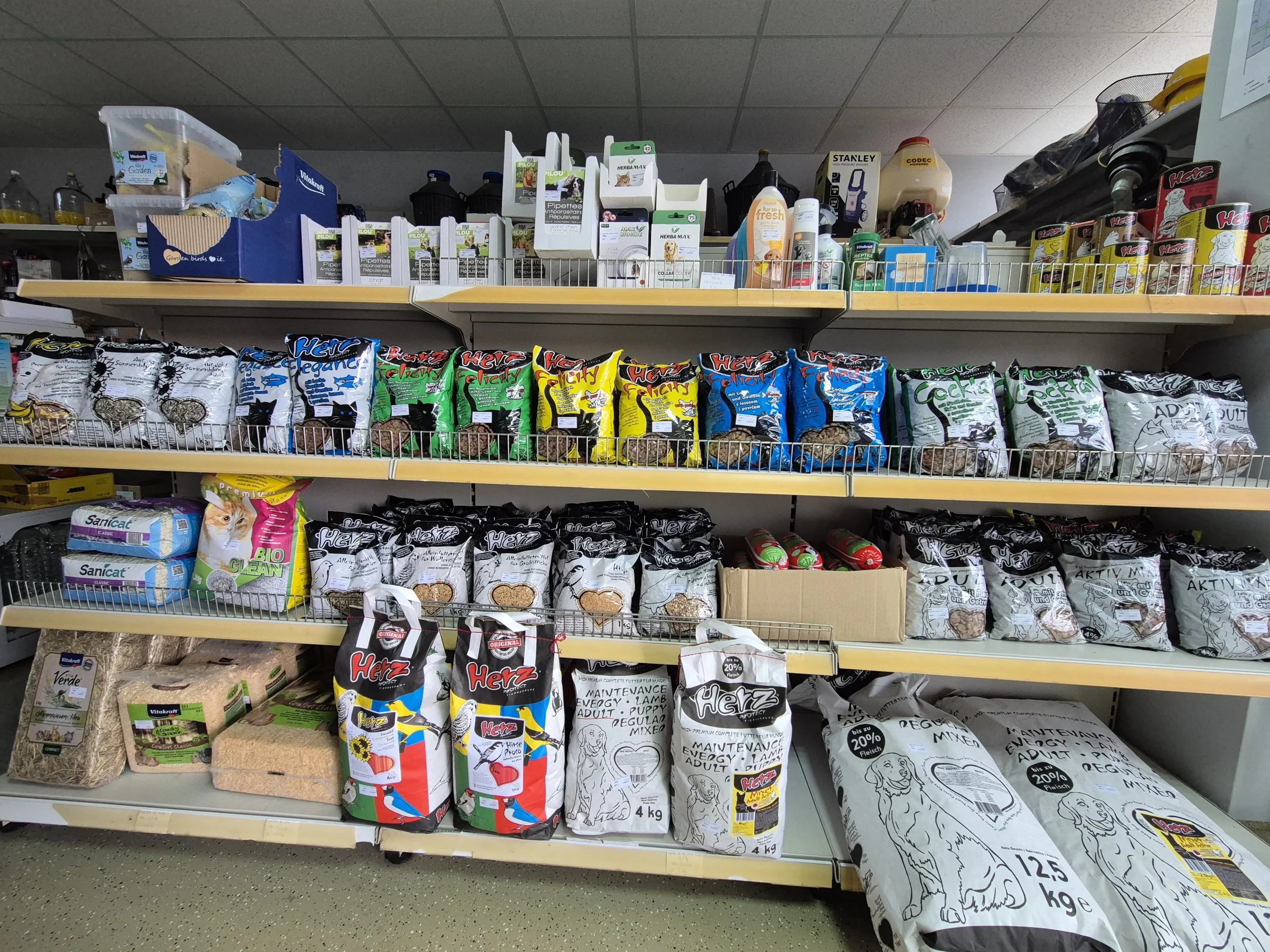 Agromartin (5) Agromartin (5)