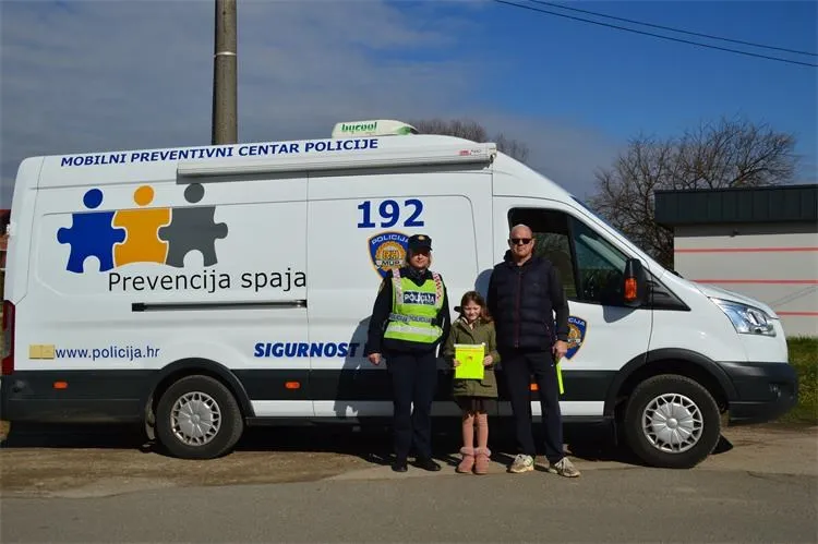 Akcija policije (4) Akcija policije (4)