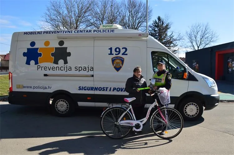 Akcija policije (7) Akcija policije (7)