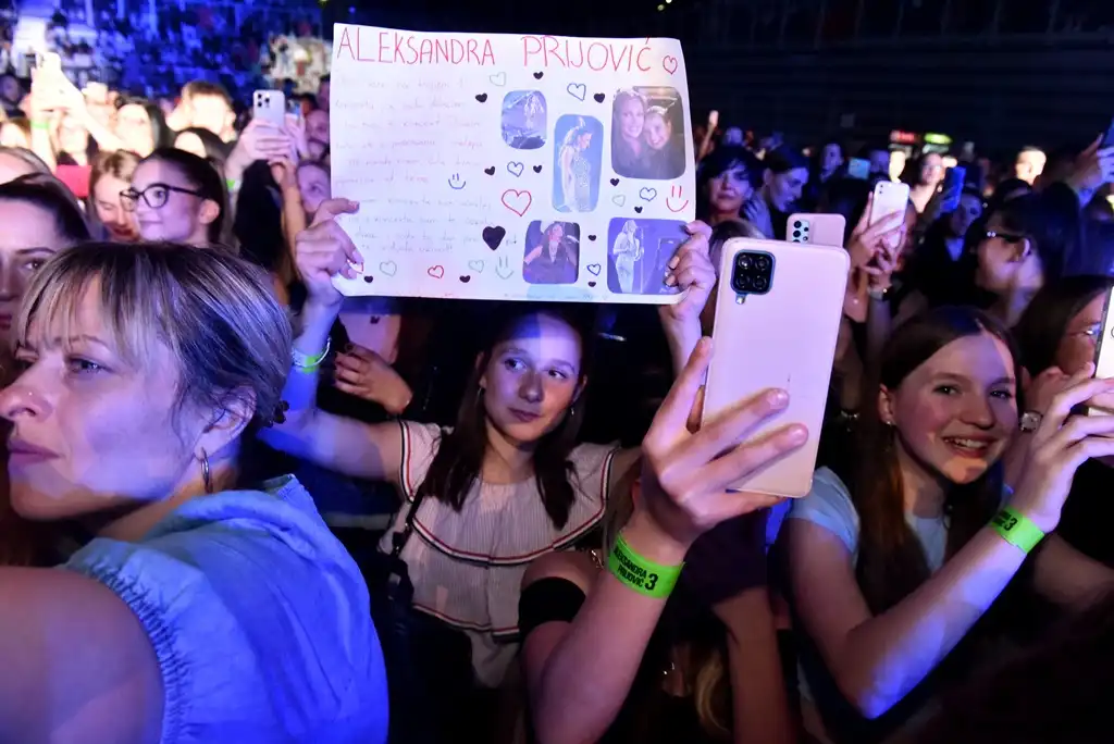 Aleksandra Prijović (13) Aleksandra Prijović (13)