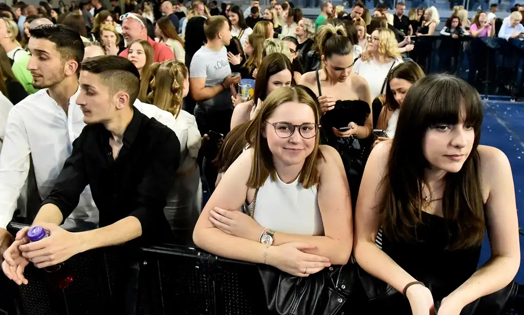 Aleksandra Prijović (3) Aleksandra Prijović (3)